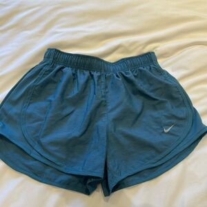 Nike fast drying sport dri-fit shorts in turquoise/blue athletic shorts